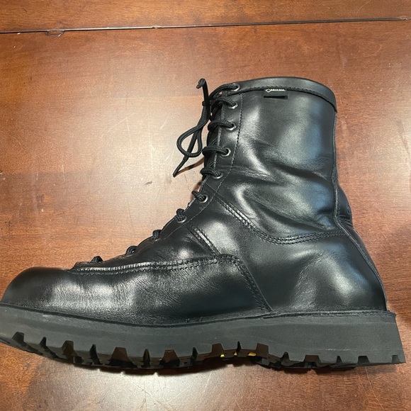 danner acadia resole